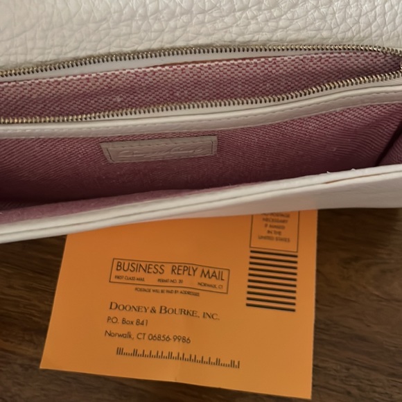 Dooney and bourke leather handbag - Picture 5 of 10